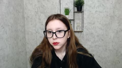 Snapshot of _miraterri_ chatting on March 2025 08:40:02 AM Mira online show from March 2025 08:40:02 AM