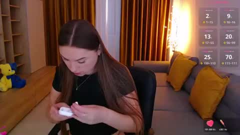 Mia online show from July 2026 07:50:02 AM