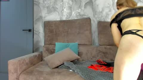 Snapshot of _miss_strawberry_ chatting on March 2026 11:26:02 AM Sofia birthday october 29 online show from March 2026 11:26:02 AM