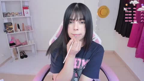 Snapshot of _misshoneyxx chatting on February 2025 11:48:01 PM Hanna Idependent Model online show from February 2025 11:48:01 PM