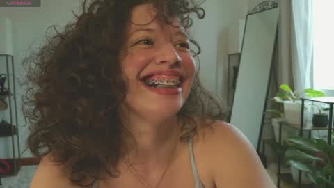 Snapshot of _missmariaa_ chatting on May 2026 07:34:02 PM Mara Independent model online show from May 2026 07:34:02 PM