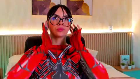 _missy_miller online show from November 2025 12:05:02 PM