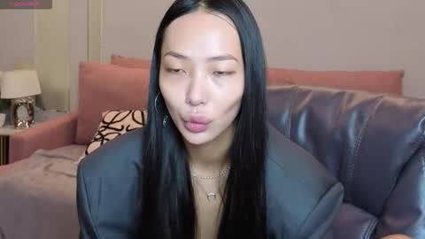 Snapshot of _miura_ chatting on September 2025 01:20:01 AM MIURA online show from September 2025 01:20:01 AM