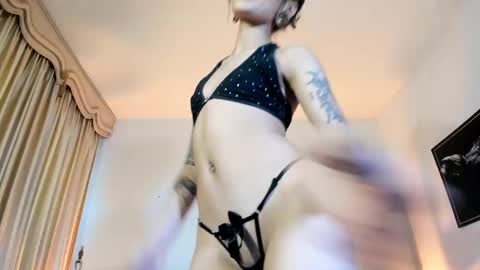 mizuki  online show from February 2025 06:26:02 PM