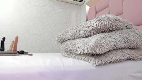 _molly_rosse_ online show from March 2025 03:45:02 PM