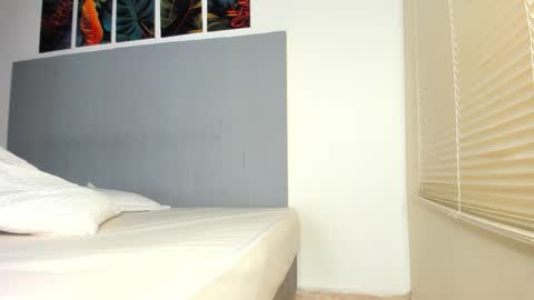 _molly_rosse_ online show from November 2025 11:43:02 AM