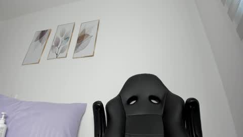 _molly_rosse_ online show from May 2026 11:50:01 AM