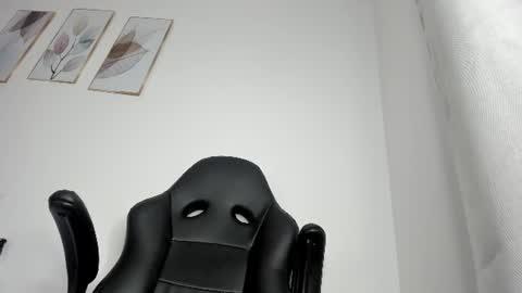 _molly_rosse_ online show from June 2026 11:55:02 AM