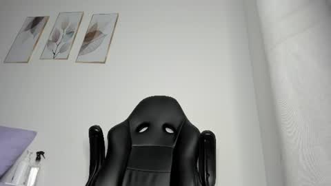 _molly_rosse_ online show from July 2026 11:52:02 AM