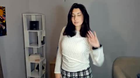 Eva online show from December 2025 02:12:02 PM