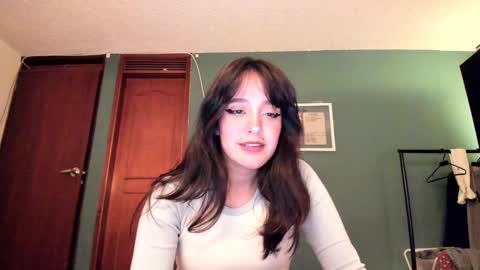 Snapshot of _moon_cake_ chatting on March 2025 03:13:01 AM Next stream 950 pm Colombia time xd online show from March 2025 03:13:01 AM