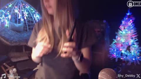 Snapshot of _mother_of_cats chatting on December 2024 08:05:02 PM Debby online show from December 2024 08:05:02 PM