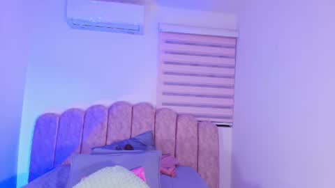 Luna online show from June 2026 03:04:01 AM