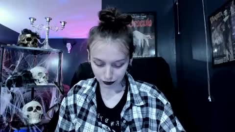 _naamah online show from December 2024 08:21:02 PM