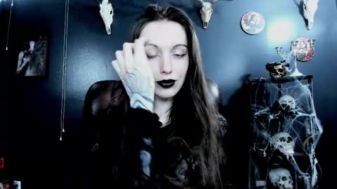 _naamah online show from October 2025 06:50:01 PM