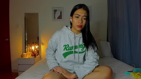 Snapshot of _nathaliesex chatting on December 2024 06:47:01 AM independent model natha online show from December 2024 06:47:01 AM