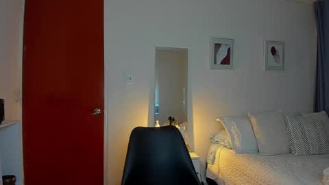 Snapshot of _nathaliesex chatting on December 2024 04:23:02 AM independent model natha online show from December 2024 04:23:02 AM