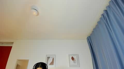 Snapshot of _nathaliesex chatting on January 2025 01:33:01 AM independent model natha online show from January 2025 01:33:01 AM