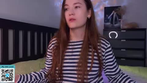 Mia with a big heart  online show from October 2025 12:44:02 AM