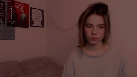 Snapshot of _ni_kiss chatting on January 2025 11:39:01 PM Nika online show from January 2025 11:39:01 PM