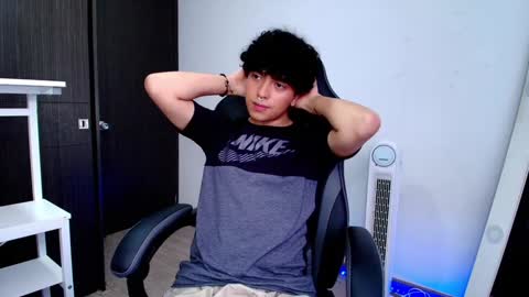 Snapshot of _nickconnor1 chatting on January 2025 06:09:02 PM Nicolas online show from January 2025 06:09:02 PM