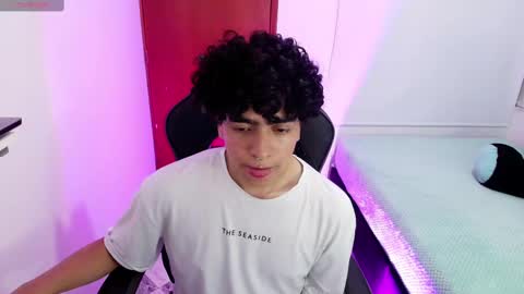 Snapshot of _nickconnor1 chatting on March 2025 08:31:02 PM Nicolas online show from March 2025 08:31:02 PM