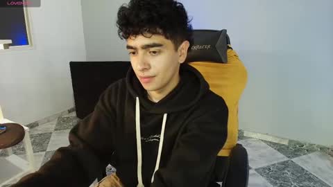 Snapshot of _nickconnor1 chatting on September 2025 11:27:02 PM Nicolas online show from September 2025 11:27:02 PM