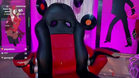 Snapshot of _nickyminach chatting on April 2026 08:46:02 PM Nicky Please help me with your thumbs up its importan online show from April 2026 08:46:02 PM