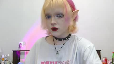 Snapshot of _nicole_meow_ chatting on November 2025 10:09:01 PM Nicole online show from November 2025 10:09:01 PM
