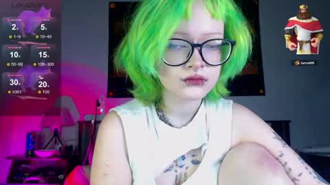 Snapshot of _nicole_meow_ chatting on January 2026 06:11:02 PM Nicole online show from January 2026 06:11:02 PM