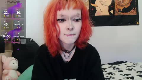 Snapshot of _nicole_meow_ chatting on May 2026 08:00:02 AM Nicole online show from May 2026 08:00:02 AM