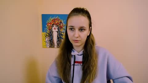 Nica online show from January 2025 12:23:01 PM