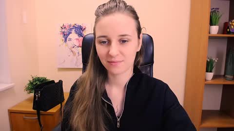 Nica online show from January 2025 03:27:01 PM