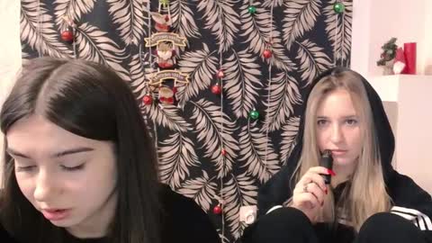 Nica online show from December 2025 10:44:02 AM