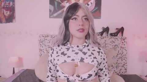 niiky online show from February 2025 12:59:01 PM