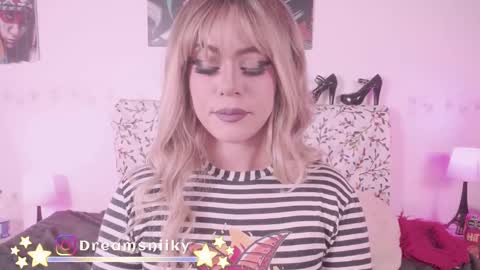 niiky online show from March 2025 11:28:01 AM