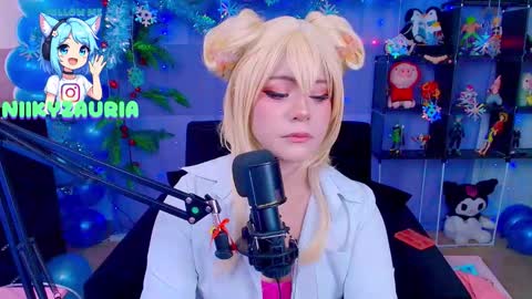 Snapshot of _niiky chatting on December 2025 05:10:02 PM niiky online show from December 2025 05:10:02 PM