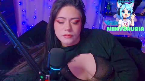 Snapshot of _niiky chatting on January 2026 04:00:02 PM niiky online show from January 2026 04:00:02 PM