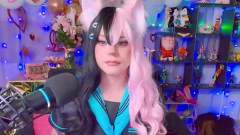 Snapshot of _niiky chatting on February 2026 06:03:02 PM niiky online show from February 2026 06:03:02 PM