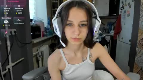 Nika online show from May 2026 03:41:02 PM