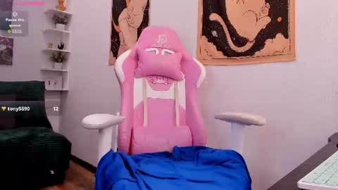 Nikky online show from July 2026 03:50:02 PM