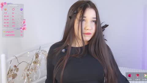 Snapshot of _noell_ chatting on January 2025 02:36:01 PM Vivian online show from January 2025 02:36:01 PM