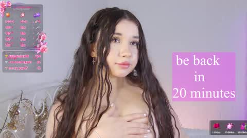 Snapshot of _noell_ chatting on February 2025 05:36:01 PM Vivian online show from February 2025 05:36:01 PM