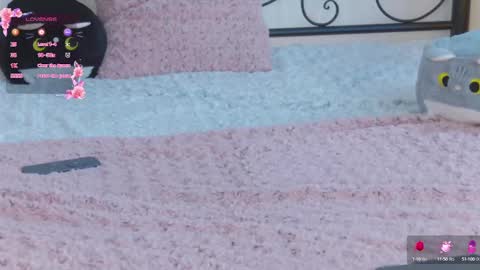 Snapshot of _noell_ chatting on March 2025 06:32:01 AM Vivian online show from March 2025 06:32:01 AM