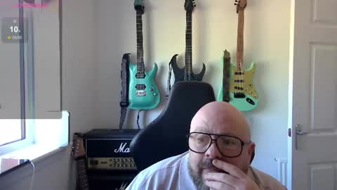 Snapshot of _old_man__david chatting on June 2026 08:17:01 AM David online show from June 2026 08:17:01 AM