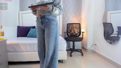  peach1  online show from May 2026 10:22:01 AM