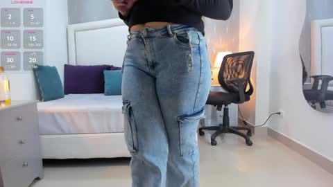  peach1  online show from May 2026 10:33:02 AM