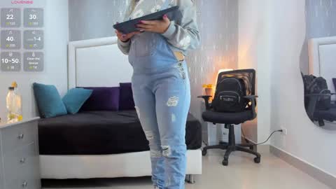  peach1  online show from May 2026 10:33:01 AM