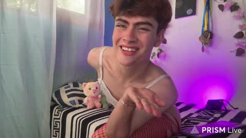esteban online show from April 2026 06:36:02 PM