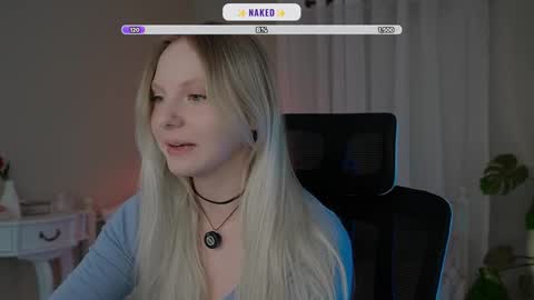 Snapshot of _penisflytrap_ chatting on October 2025 06:43:01 PM Viktoria online show from October 2025 06:43:01 PM